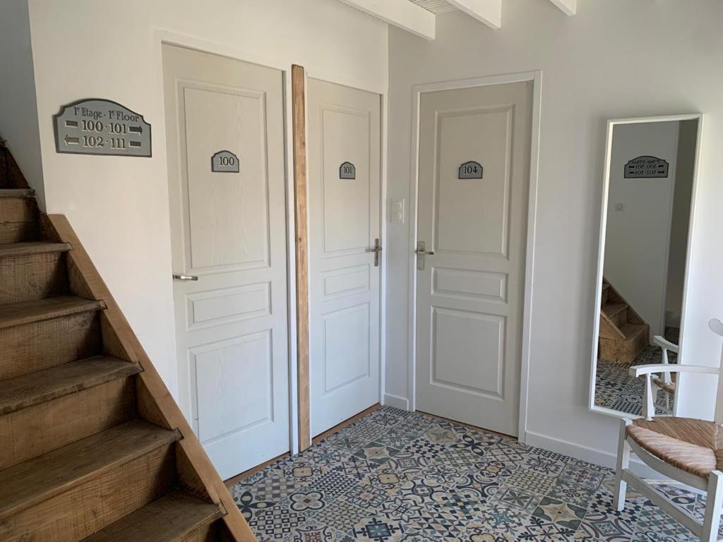 Gite 3 Chambres En Bord De Rance La Ville-ès-Nonais エクステリア 写真
